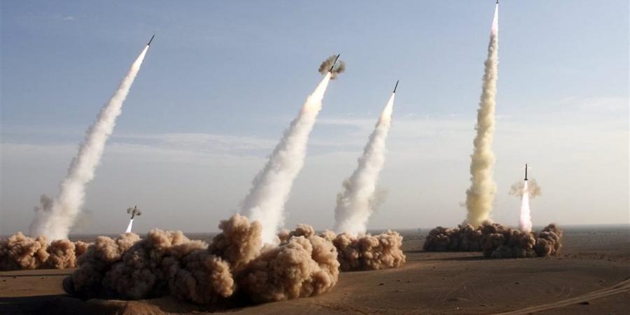 إيران تُكذّب ترامب برشقة صاروخية جديدة ضد الاحتلال الإسرائيلي