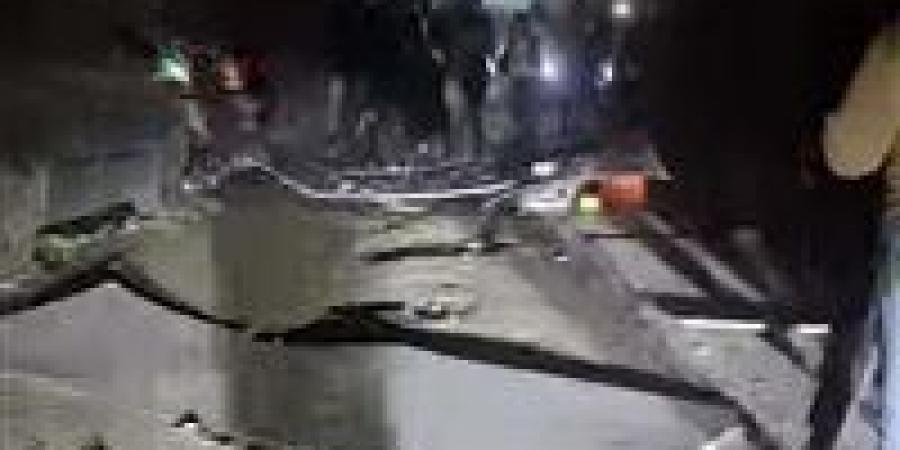 بسبب حالة الطقس السيئ..إصابة بائع فول سقطت علية لوحة اعلانات بالمنيا