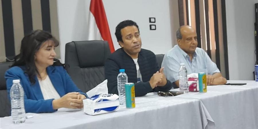 تألق عربي ودولي في عروض اليوم الثاني بمهرجان المسرح بقنا