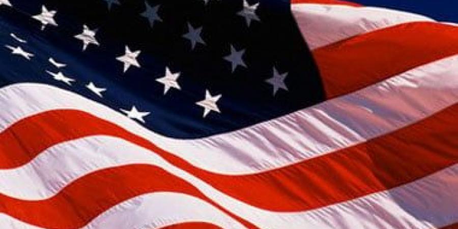 هل يتحقق حلم ترامب.. مراحل تطور العلم الأمريكي من 20 إلى 50 نجمة