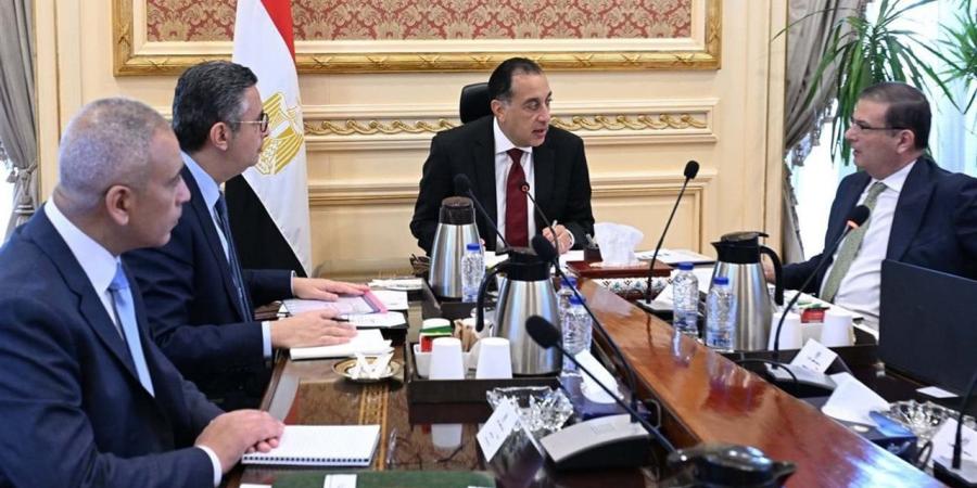 الحكومة: أرصدة القمح والزيت والسكر في مستويات "مُطمئنة"