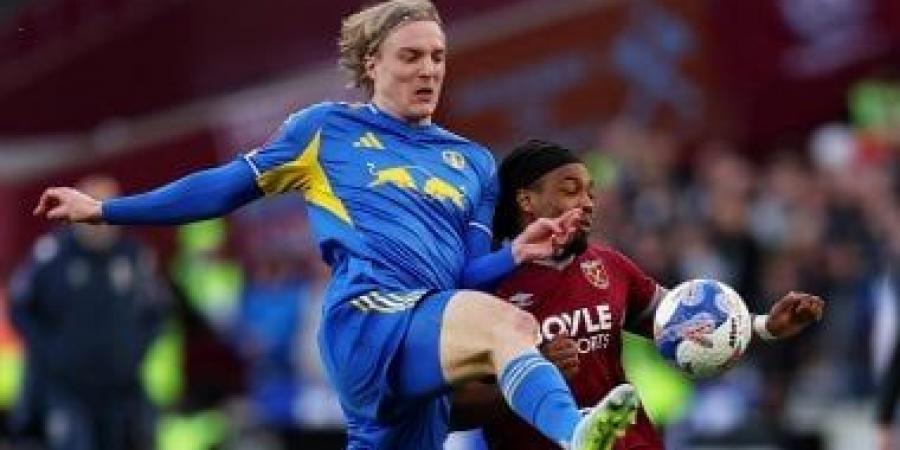 ليدز يونايتد يهزم وست هام بركلات الترجيح ويتأهل لنصف نهائي الكأس