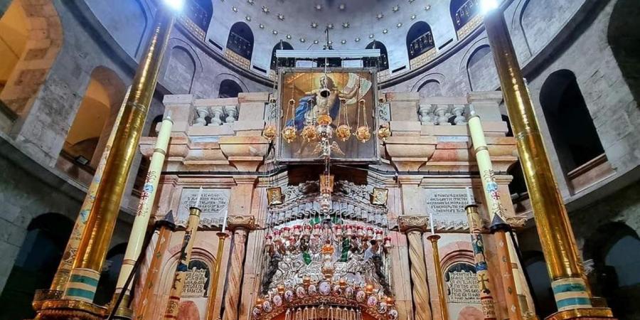 الراهب ثاوفليس الأورشليمي لـ"الدستور": كنيسة القيامة بالقدس تصلي أسبوع صلوات الآلام بأعداد محدودة