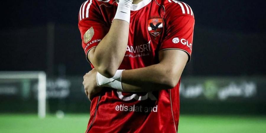 بلال عطية يتعرض لإصابة قوية في الركبة.. واللاعب يخضع للفحوصات الطبية في المستشفى