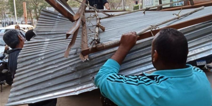 "شارع منظم.. رصيف آمن".. حملات موسعة بحي ثانِ الإسماعيلية تزيل الإشغالات