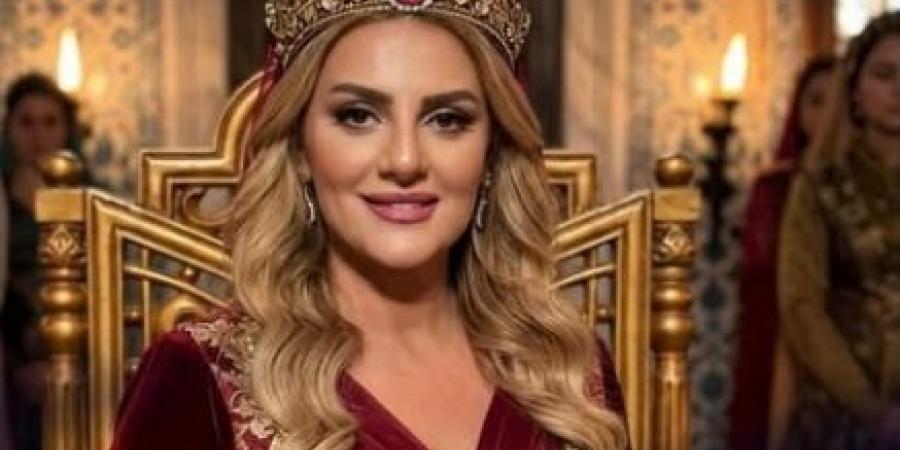 "السلطانة هيام".. رانيا محمود ياسين تكشف عن دور تتمنى تقديمه