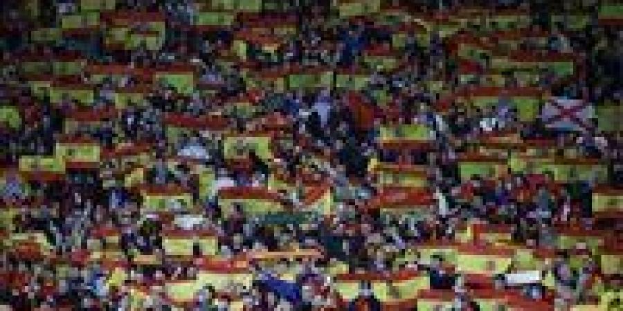 فيفا يفتح تحقيقًا رسميًا في هتافات عنصرية ضد منتخب مصر