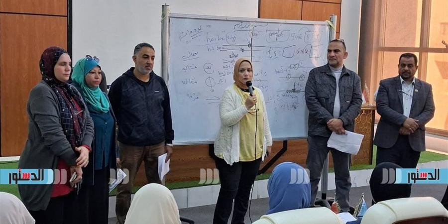 مدير تعليم مطروح تتابع فعاليات المراجعة النهائية لطلاب الشهادة الثانوية