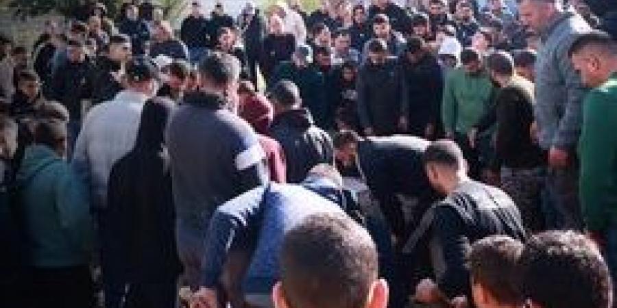 تشيع الشهيدة صبرية شماسنة بعد تعرضها للضرب المبرح على يد جنود الاحتلال