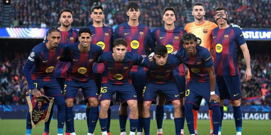 "فليك" يعلن قائمة برشلونة استعدادًا لمواجهة أتلتيكو مدريد في دوري أبطال أوروبا
