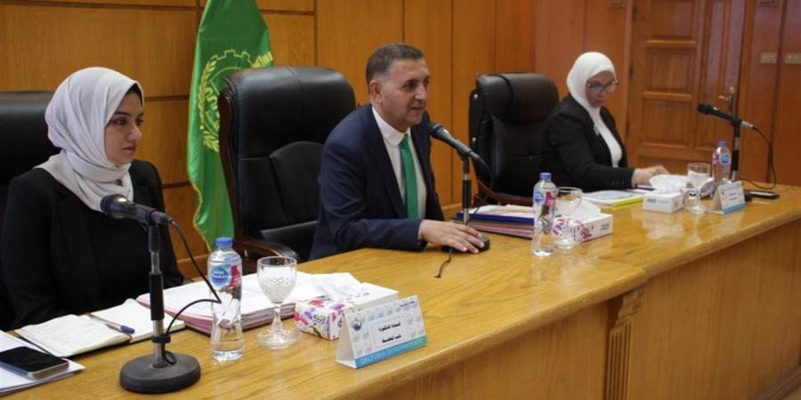 المجلس التنفيذي بالقليوبية يناقش ملفات التقنين والتصالح وتراخيص المحال العامة