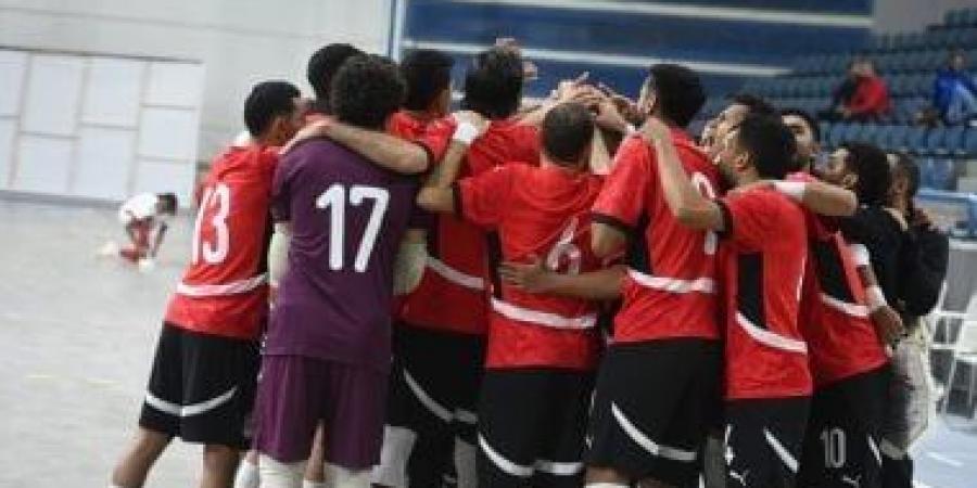 منتخب الجزائر يصل القاهرة لمواجهة فراعنة الصالات استعدادا لأمم أفريقيا