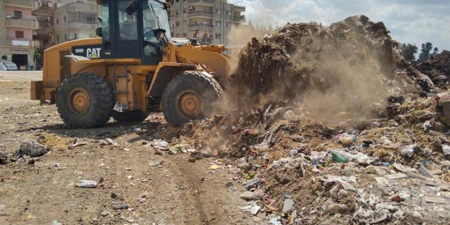 " الأقصر" ترفع 125 طن قمامة وتراكمات خلال حملات نظافة استهدفت ميادين وشوارع