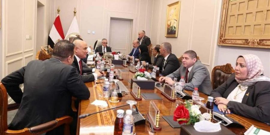 تفاصيل لقاء وزير العدل بأعضاء مجلسي النواب والشيوخ