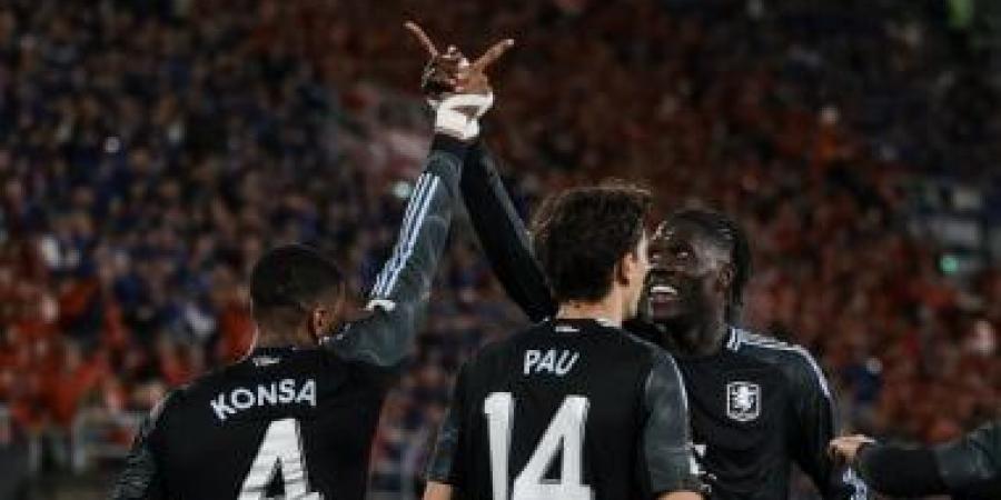 بولونيا ضد أستون فيلا.. الفيلانز يضع قدما بنصف نهائى الدورى الأوروبى بثلاثية