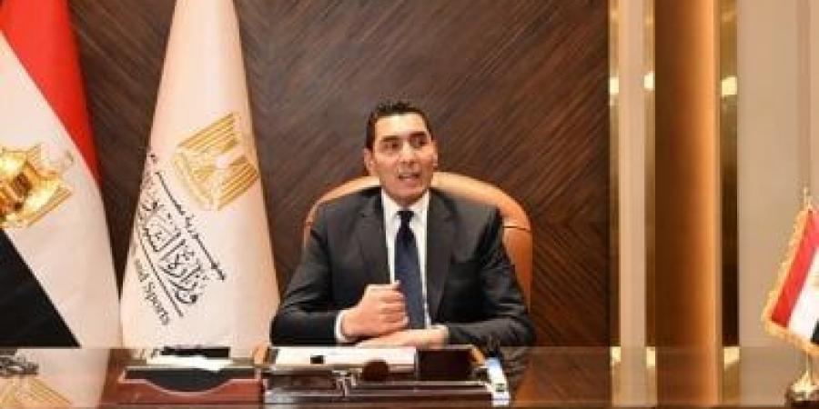 وزير الشباب والرياضة يبحث تعزيز التعاون مع سفير دولة الإمارات في المجالين الشبابي والرياضي