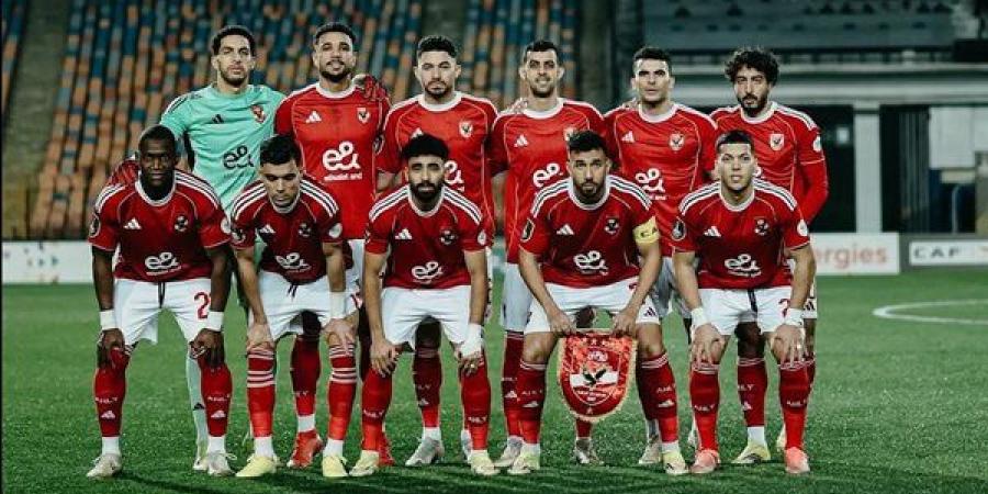 الأهلي يدخل معسكرًا مغلقًا قبل مواجهة سموحة