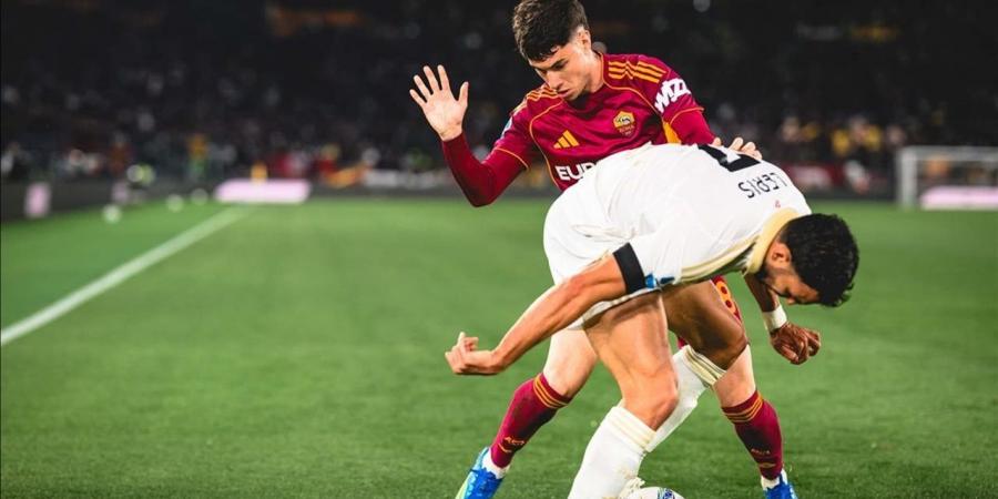 روما يدك شباك بيزا بثلاثية في الدوري الإيطالي