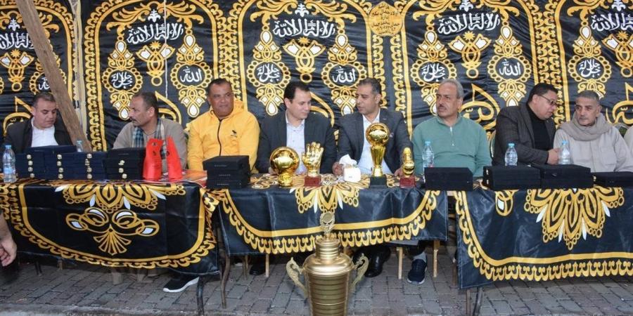 وكيل "شباب القليوبية" يشهد المباراة النهائية لدورة كرة القدم بشبين القناطر