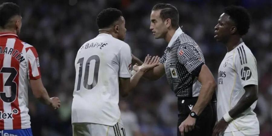 خبير تحكيمى يحسم الجدل: لا ركلة جزاء لمبابى أمام جيرونا