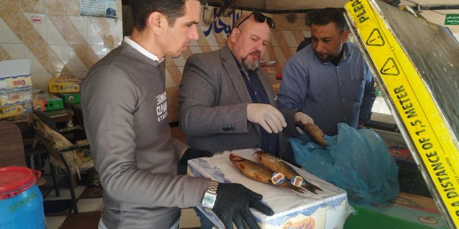 ضبط نحو 1.1 طن سلع فاسدة ومجهولة المصدر في حملات تموينية مكثفة بكفر الشيخ
