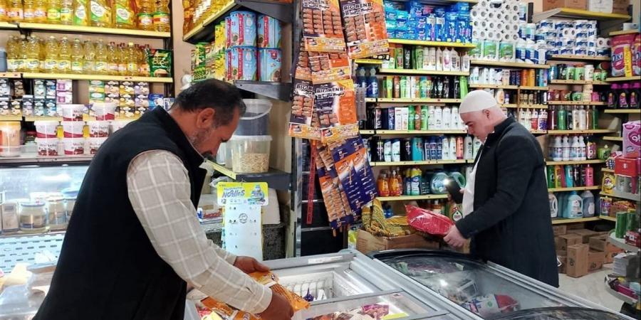 حملات رقابية مكثفة بشمال سيناء خلال أعياد الربيع.. تحرير محاضر وإعدام أغذية غير صالحة