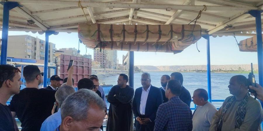 نائب محافظ سوهاج يتفقد موقع حادث غرق سيدة وطفلين بالمراغة ويوجه بتقديم الدعم لأسر الضحايا