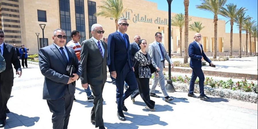 محافظ جنوب سيناء: توسيع التعاون مع جامعة الملك سلمان لدعم التنمية المستدامة