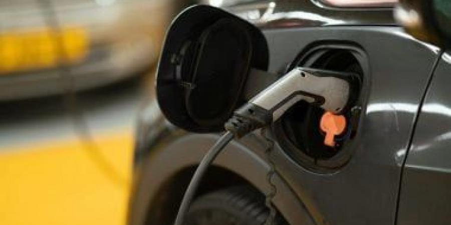 "فاينانشيال تايمز": تقنية "المدى الموسَع" ثورة فى صناعة السيارات الكهربائية