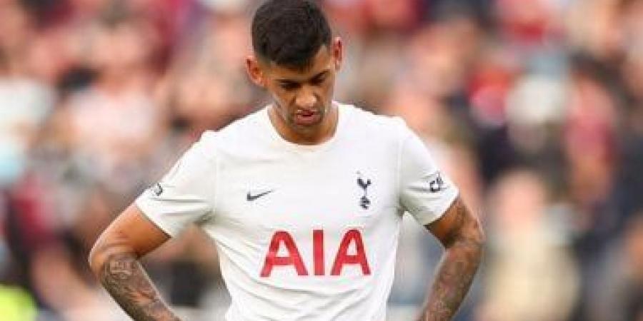 إصابة الركبة تهدد مشاركة روميرو مع الأرجنتين فى كأس العالم