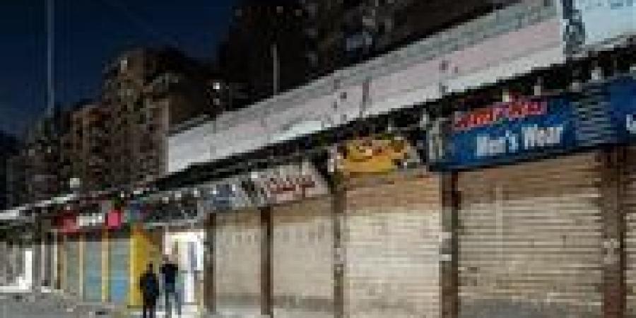 تحرير 833 مخالفة لعدم الالتزام بمواعيد غلق المحال