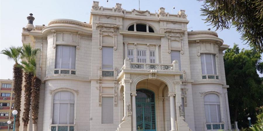 الأكاديمية العسكرية المصرية تنظم حفل انتهاء دورة تعايش لطلبة جامعة عين شمس