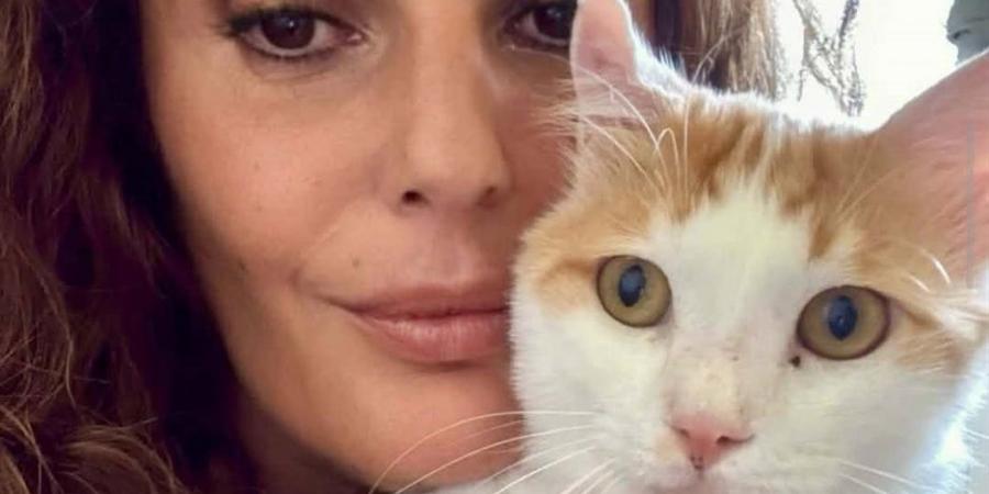 لحظات إنسانية مع حيواناتها الأليفة.. فيدرا: «الحب كله»