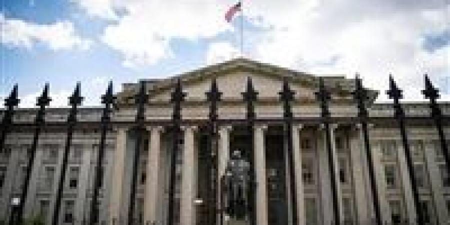 واشنطن ترفض تمديد الإعفاءات وتشدد الخناق البحري على طهران