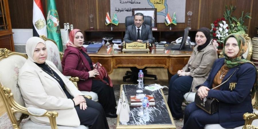 محافظ المنوفية يبحث مع «القومي للمرأة» محاور المشروع القومي لتنمية الأسرة