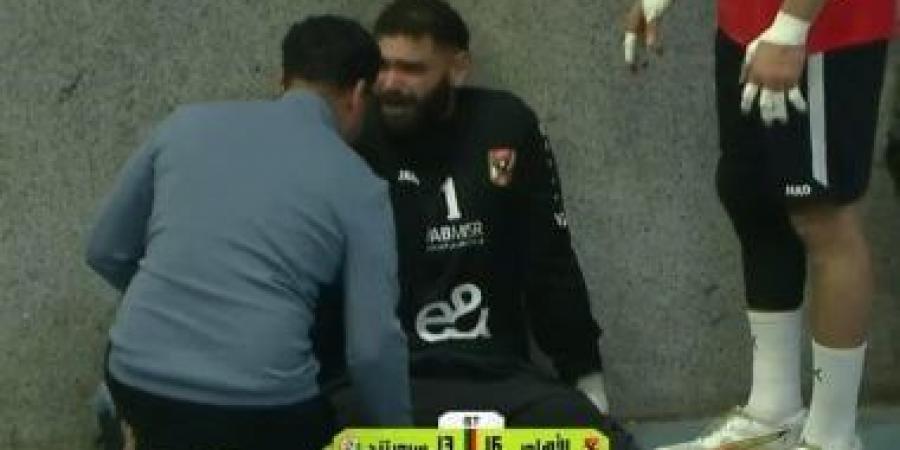 إصابة قوية لحارس الأهلى أمام سبورتنج فى كأس مصر لكرة اليد
