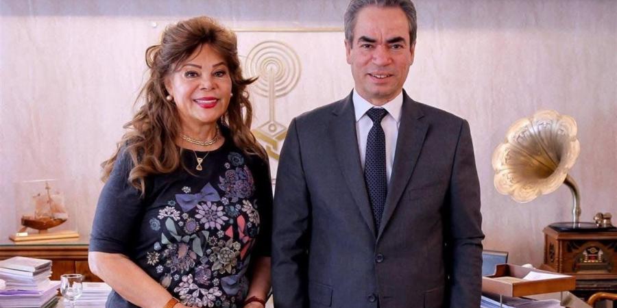 صفاء أبو السعود تعود بـ «الملهمون» على البرنامج العام