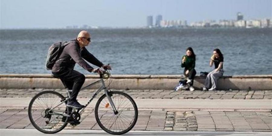 نشرة الطقس اليوم الثلاثاء.. أجواء مستقرة وارتفاع تدريجي في الحرارة