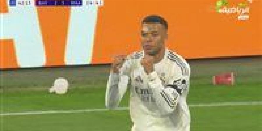 البايرن ضد الريال.. كيليان مبابي يسجل الهدف الثالث لـ ريال مدريد في مرمى بايرن ميونخ بدوري أبطال أوروبا