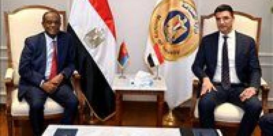 وزير الصناعة: مصر تستهدف تعميق وزيادة التعاون مع إريتريا