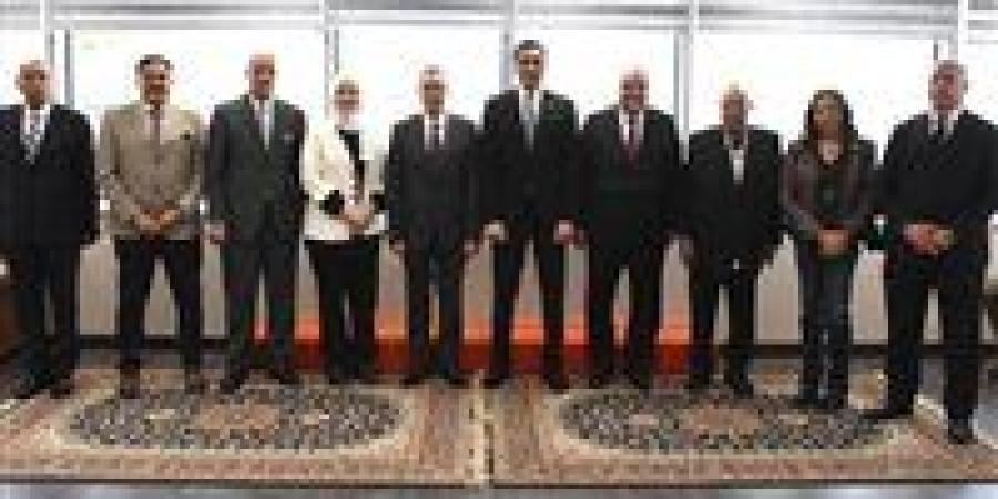 جوهر نبيل يلتقي ياسر قمر لبحث استعدادات الكرة الطائرة