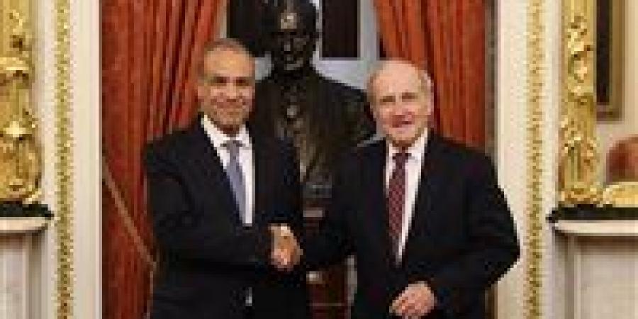 من واشنطن.. وزير الخارجية يوجه دعوة رسمية للسيناتور «جيمس ريش» لزيارة مصر لتعزيز التعاون الثنائي