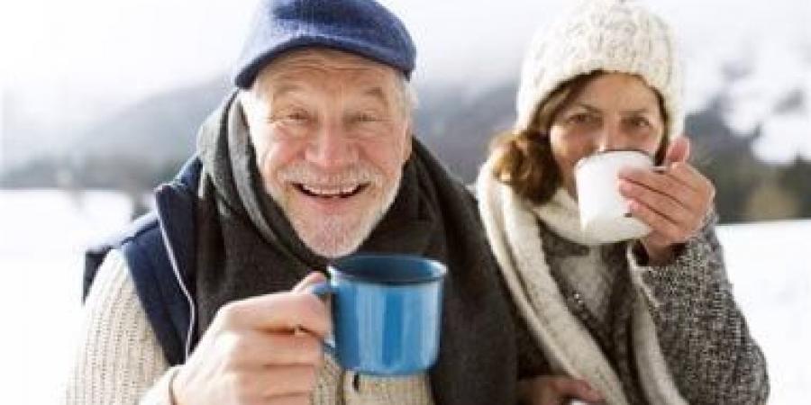 ساعات بلا وعى.. لماذا يقضى المتقاعدون وقتًا أطول على السوشيال ميديا؟