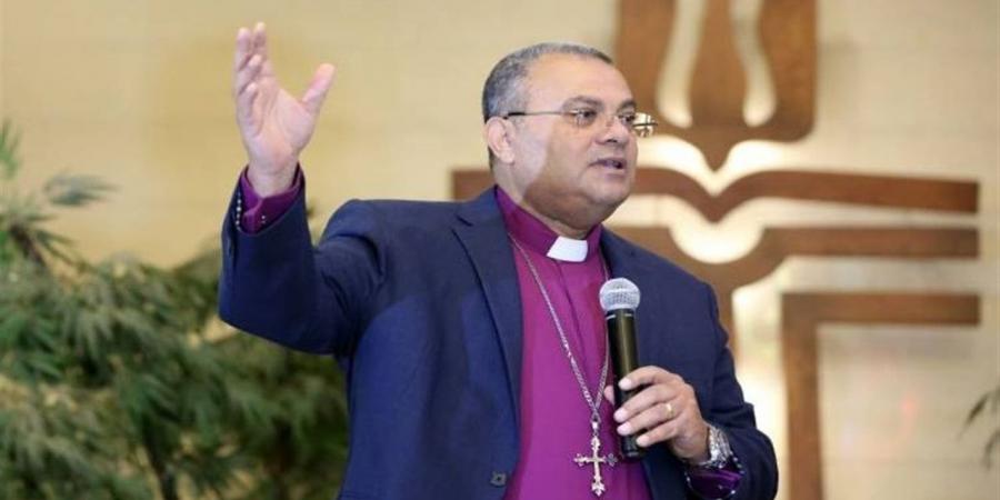 رئيس الطائفة الإنجيلية يشهد رسامة وتنصيب القس كيرلس سمير قسًا كارزًا بمجمع سوهاج