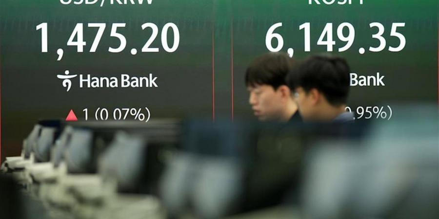 توقعات تمديد الهدنة بين واشنطن وطهران تقود أسعار النفط للاستقرار