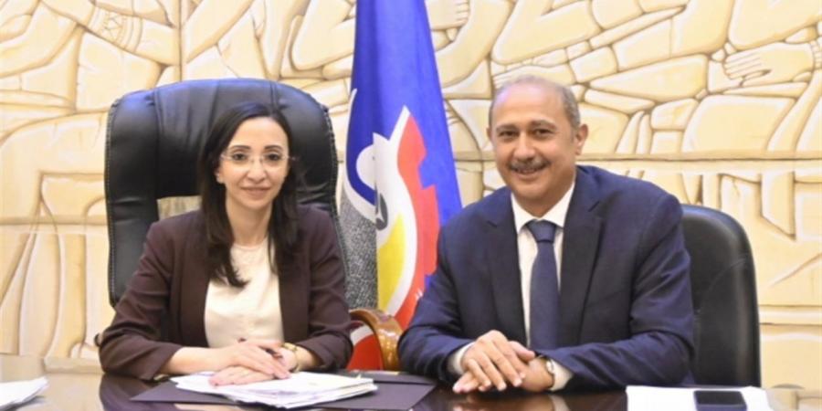 محافظ البحيرة تبحث مع أعضاء مجلس النواب تطوير خدمات مياه الشرب وتغطية الترع