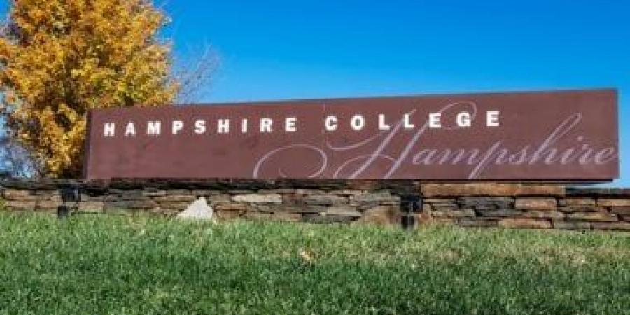 ديون بـ 20 مليون دولار تنهى مسيرة كلية هامبشاير للفنون الحرة بعد 51 عامًا