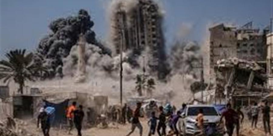 مقترح ثلاثي في القاهرة: مساعٍ لإنقاذ مفاوضات غزة وسط خلافات حول السلاح