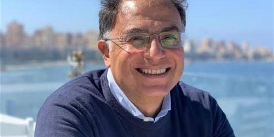 أشرف العشماوي يحصد جائزة الشيخ زايد للكتاب 2026