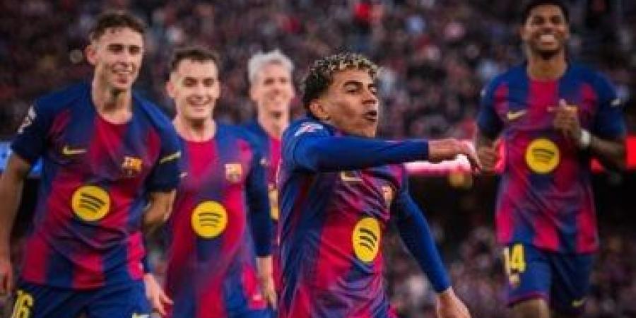 برشلونة على أعتاب المجد حال تحقيق لقب الدوري الإسباني